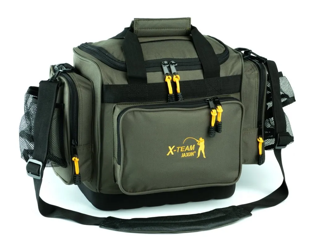 JAXON FISHING TEAM BAG W/STIFF BASE 45/27/30cm